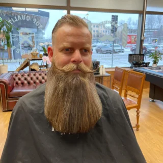 Instagram post from top_quality_barber. This post is in position 13.