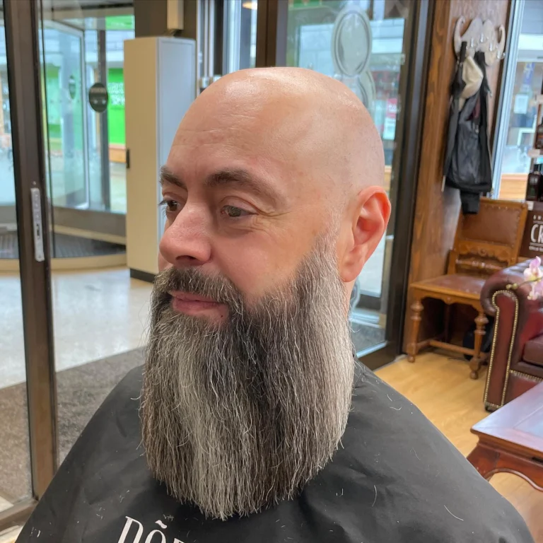 Instagram post from top_quality_barber. This post is in position 1.