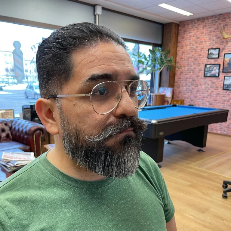 Instagram post from top_quality_barber. This post is in position 5.