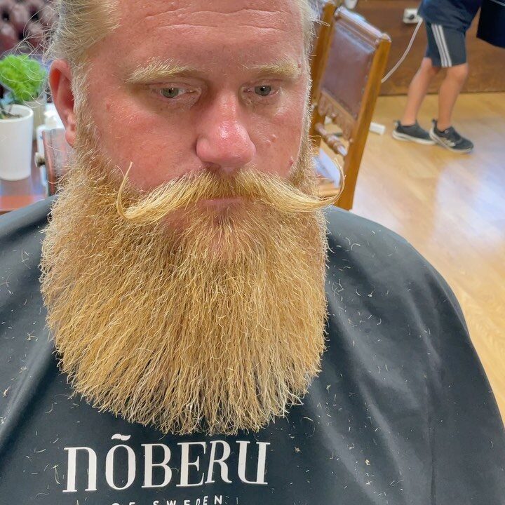 Instagram post from top_quality_barber. This post is in position 1.